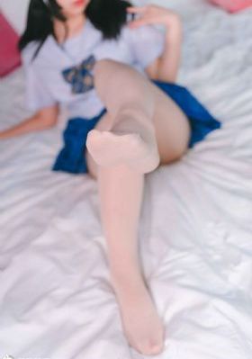 电车痴汉乳揉みま痴汉电车视频