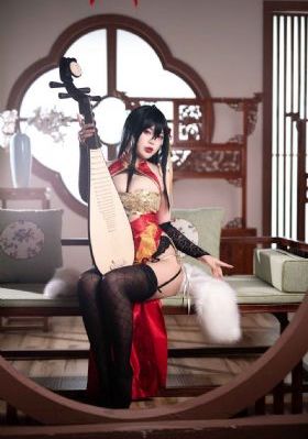 校花喂我奶乳脱她小内内动漫